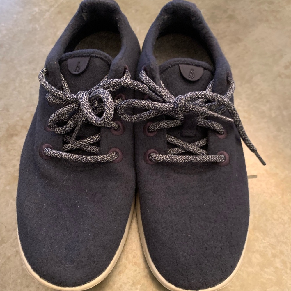 All birds navy size 9
